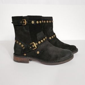 Ugg  Fabrizia Studs Boot